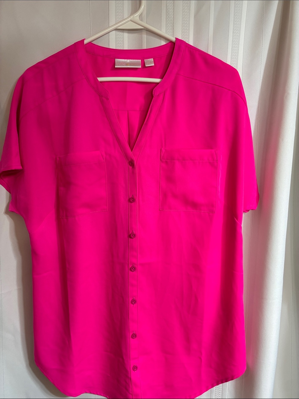 Belle by Kim Gravel Hot Pink Short-Sleeve Button-Down Shirt